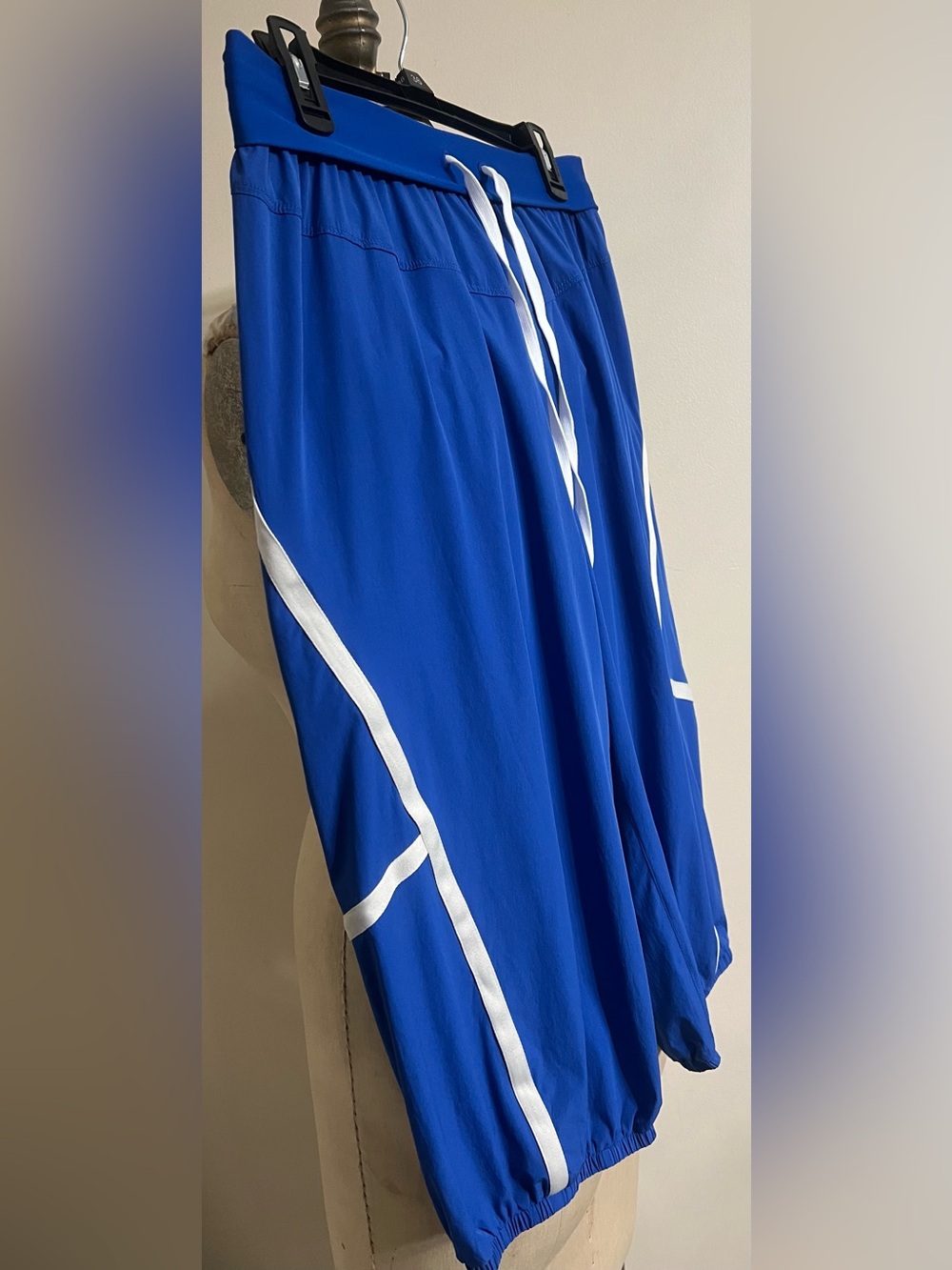 FP Movement No Fear Run Cropped Pants Blue Size L - Picture 3 of 12